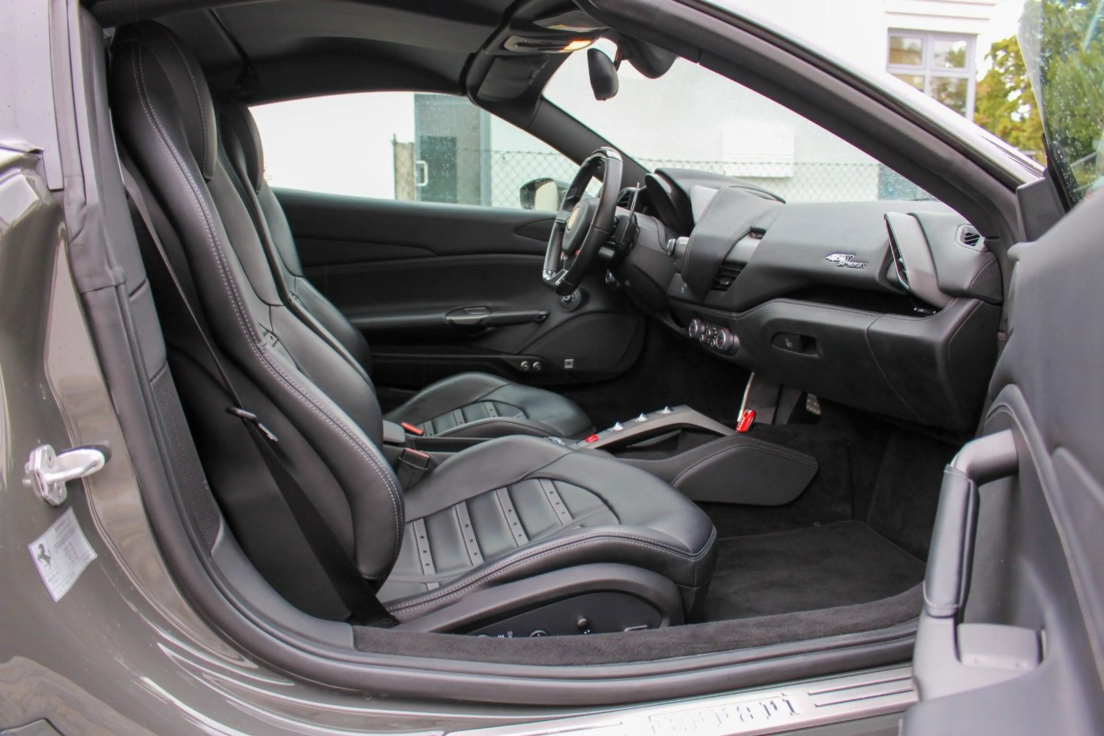 Ferrari 488 / LIFT / DAYTONA / LED LENKRAD / GARA — photo 14