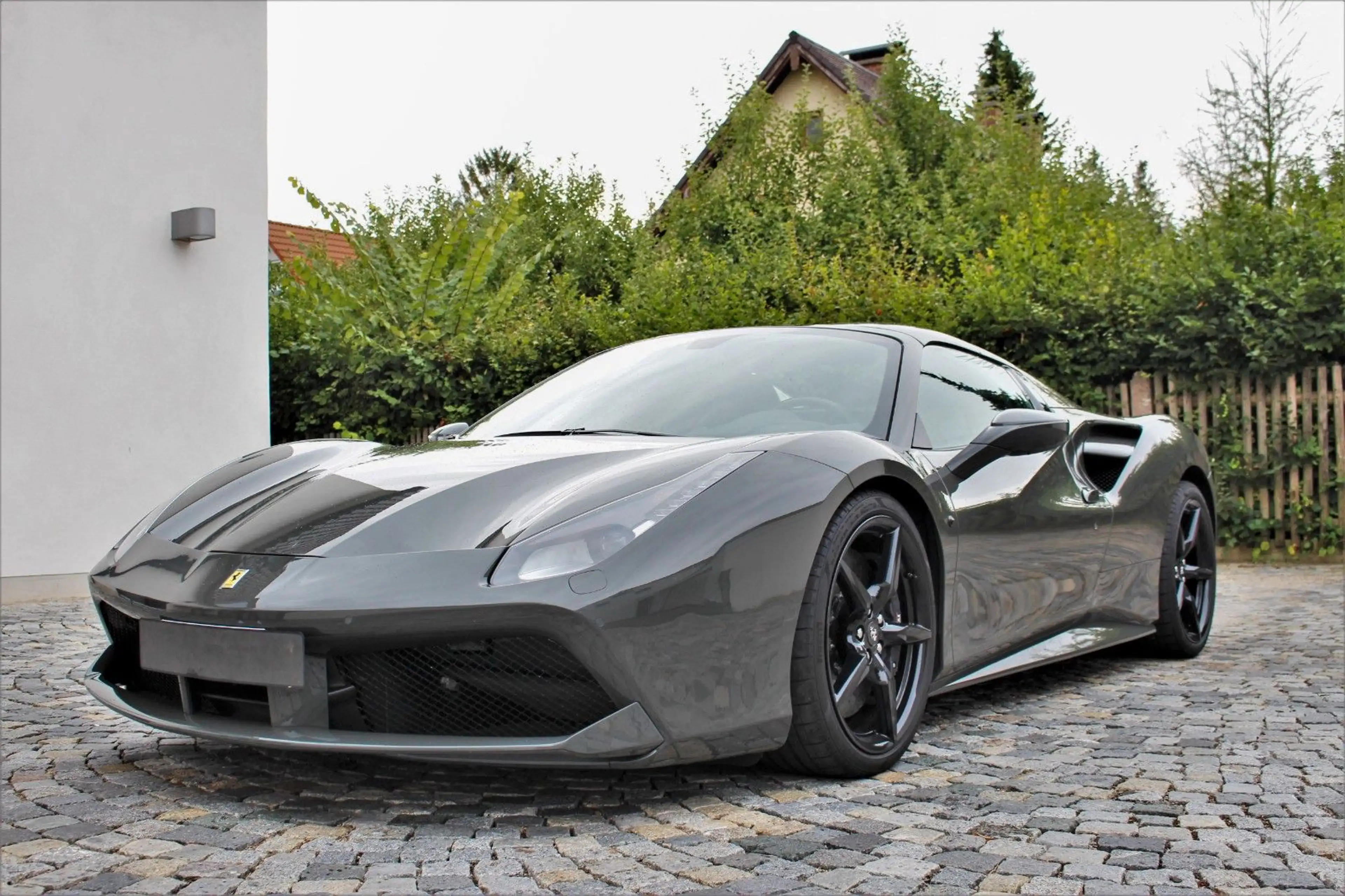 Ferrari 488 / LIFT / DAYTONA / LED LENKRAD / GARA