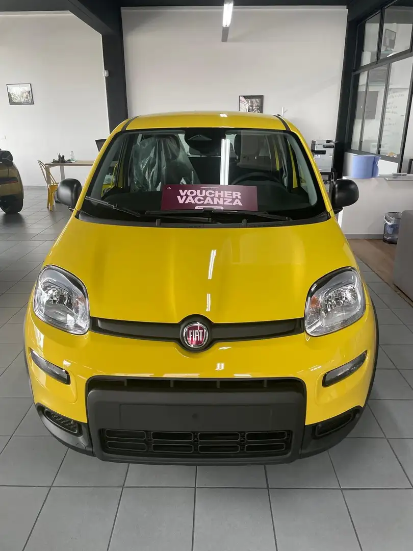 Fiat Panda Panda 1.0 firefly hybrid s&s 70 cv Giallo - 1