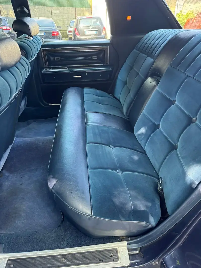 Lincoln Continental - 1