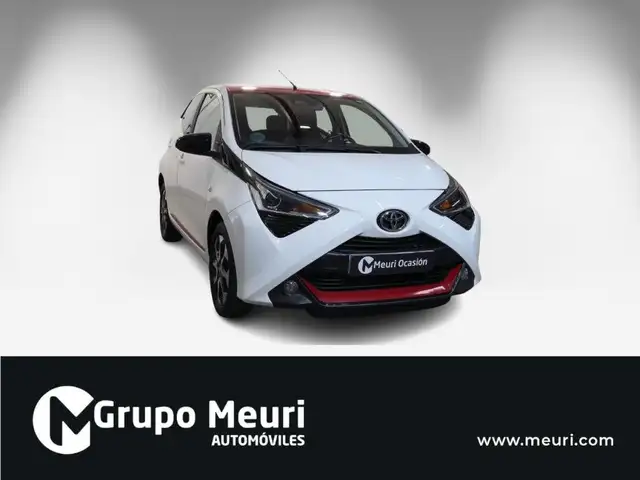 Toyota Aygo 70 x-play