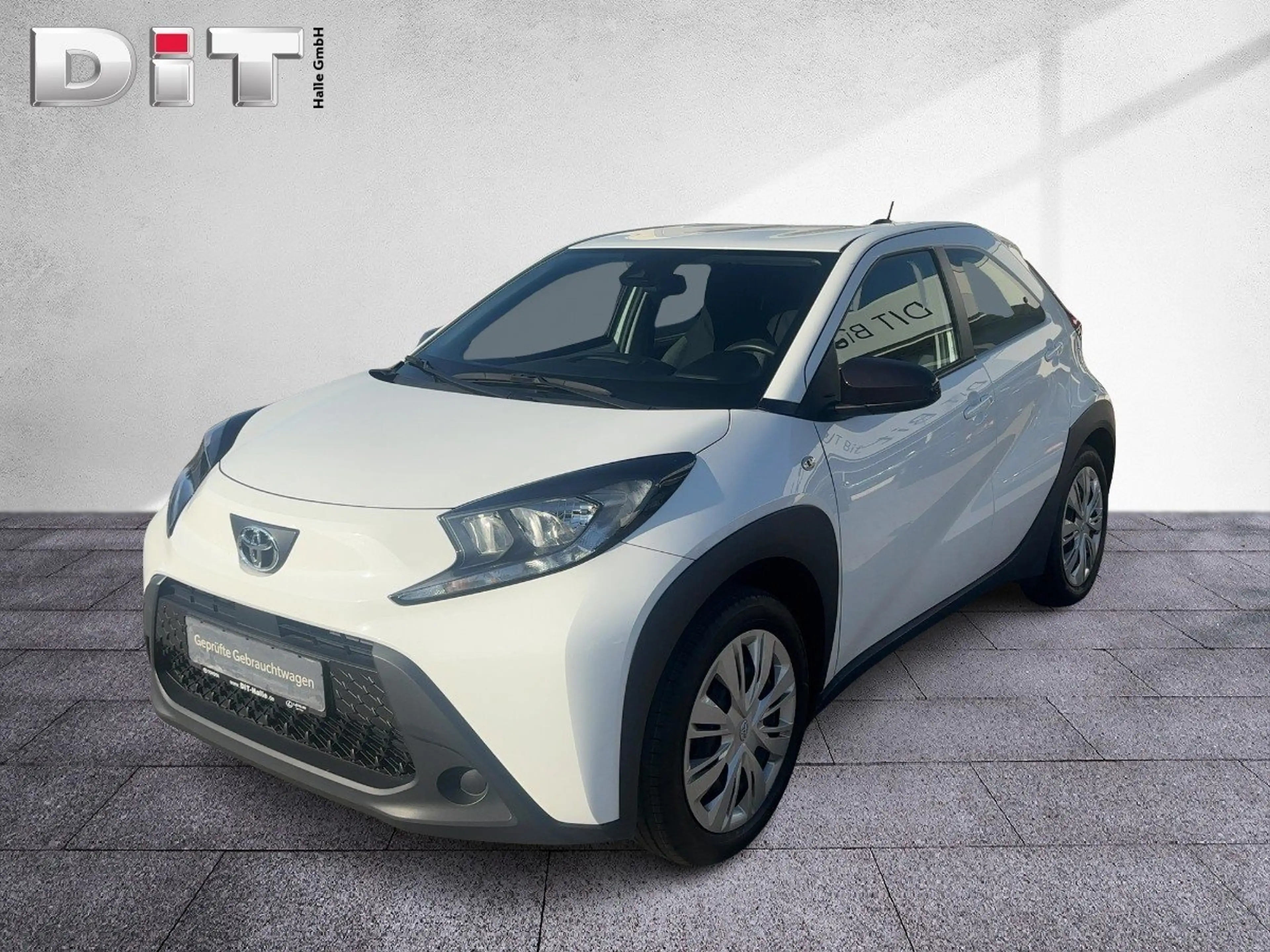 Toyota Aygo X 1.0 Play AplleCarPlay Klima Kamera — photo 2