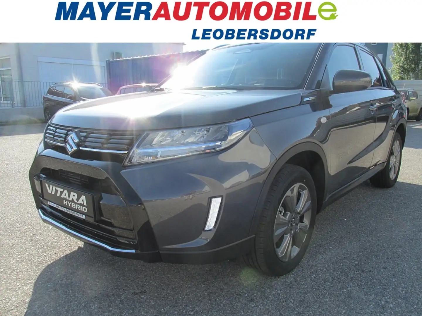 Suzuki Vitara 1,4 Hybrid ALLGRIP 6AT shine 110PS Grau - 1
