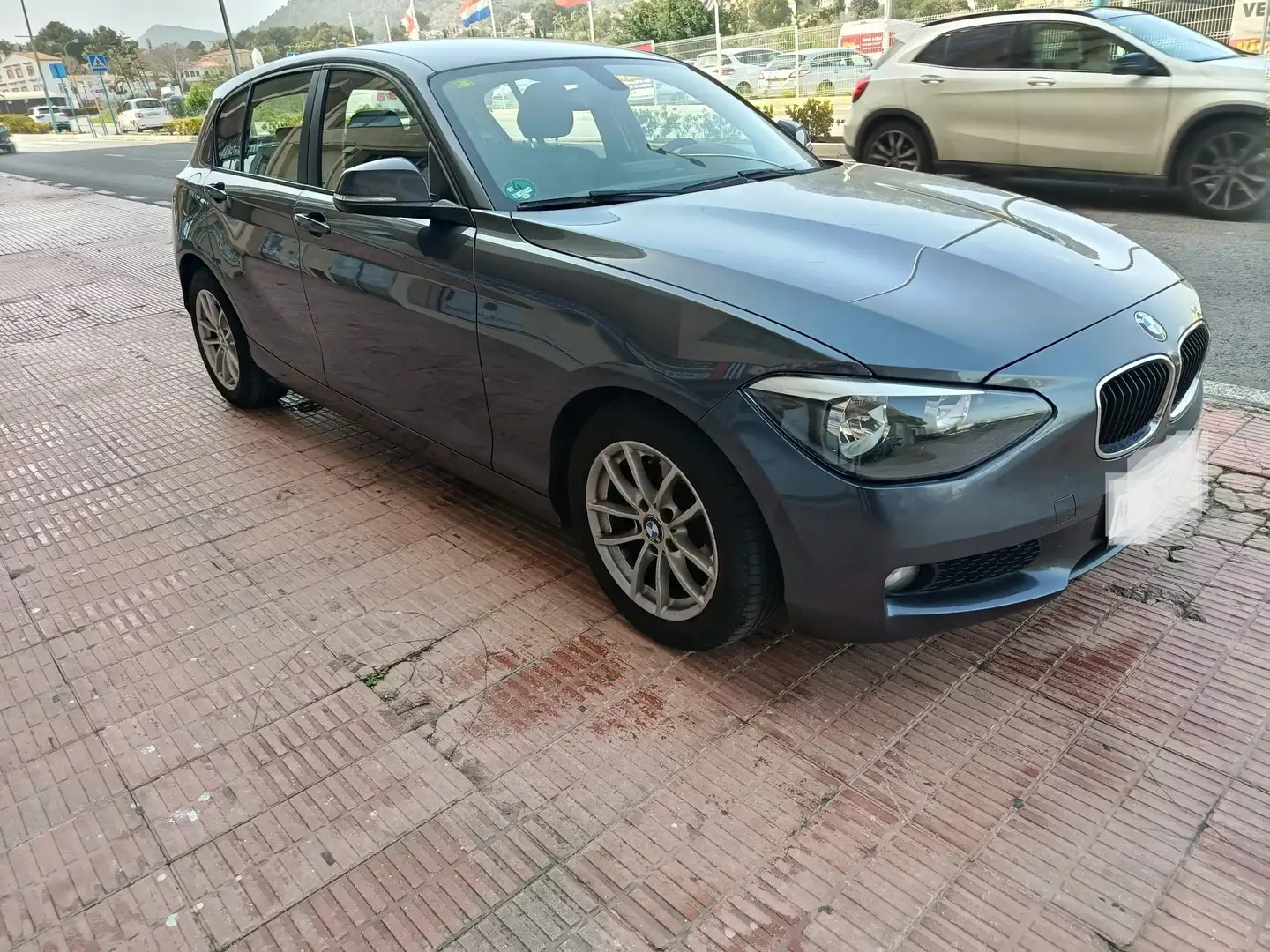 BMW 116 116d+Efficient+Dynamics Gris - 1