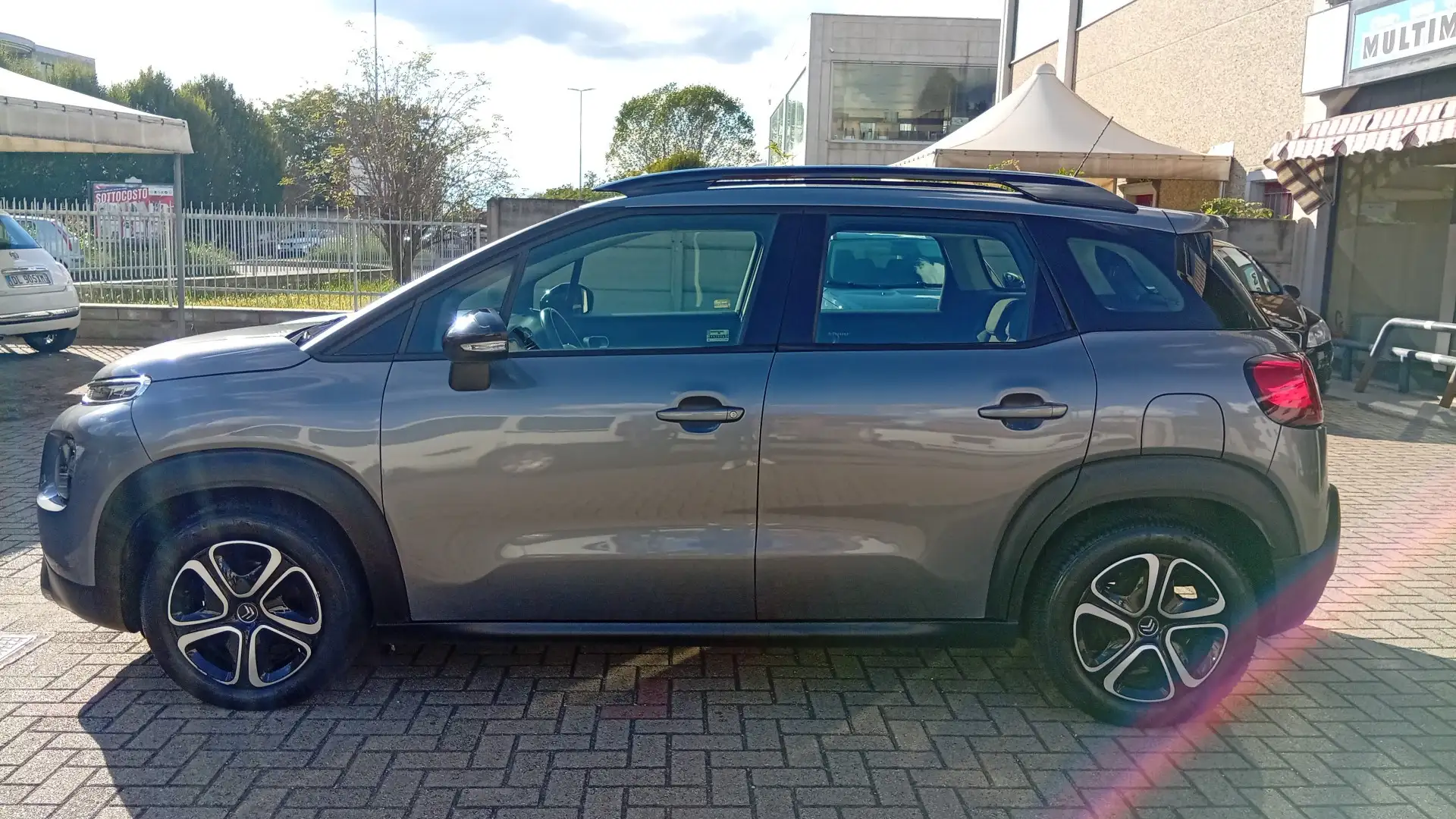 Citroen C3 C3 Aircross 1.2 puretech Shine S&S 5P Gris - 2