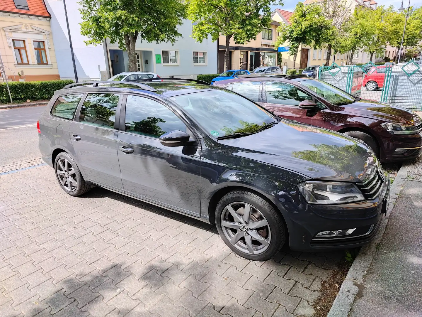 Volkswagen Passat Variant Trendline 2,0 TDI DPF DSG - 2