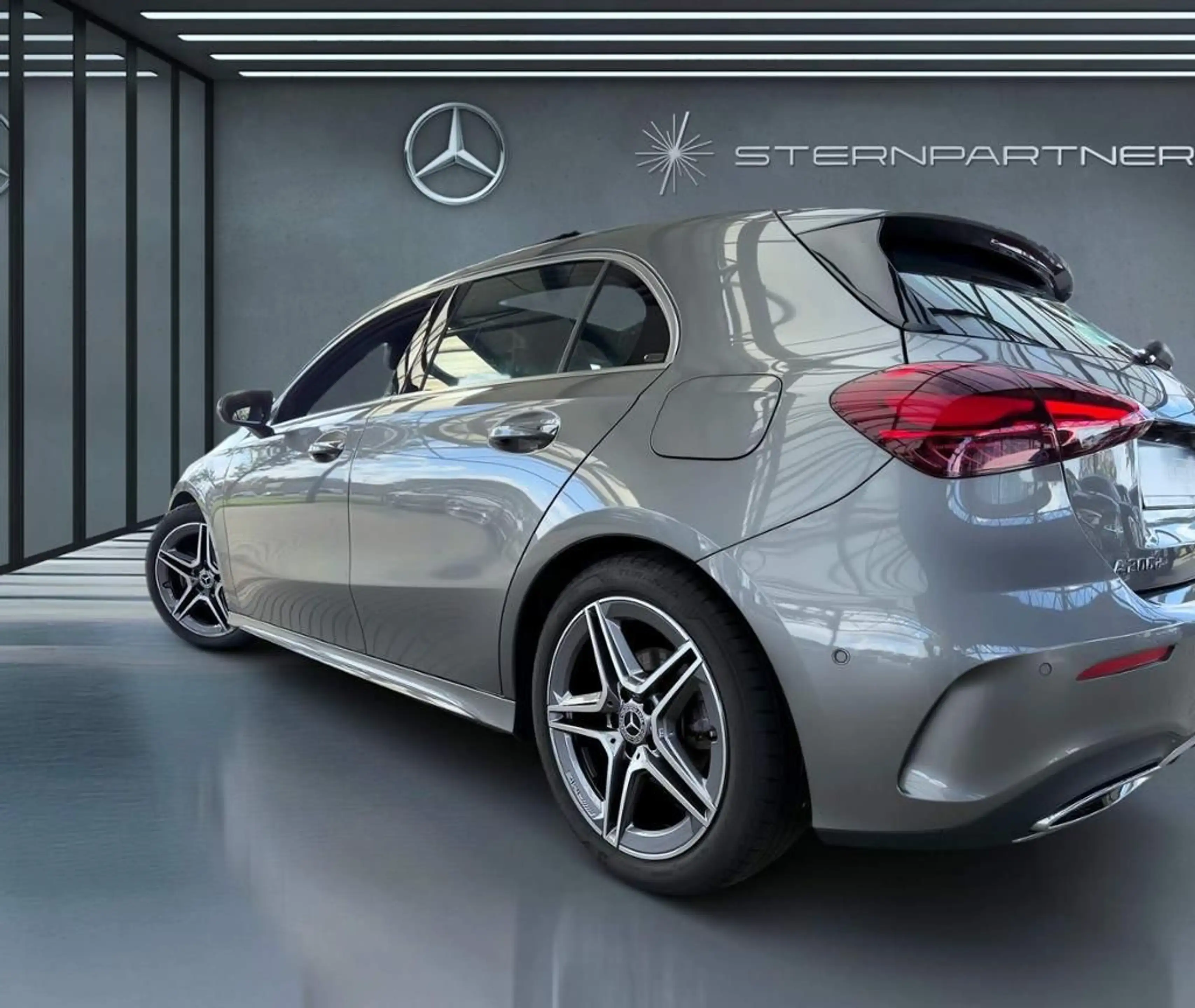 Mercedes-Benz A 200 d AMG, Pano, KEYLESS, CarPlay, Ambienteb. — photo 15