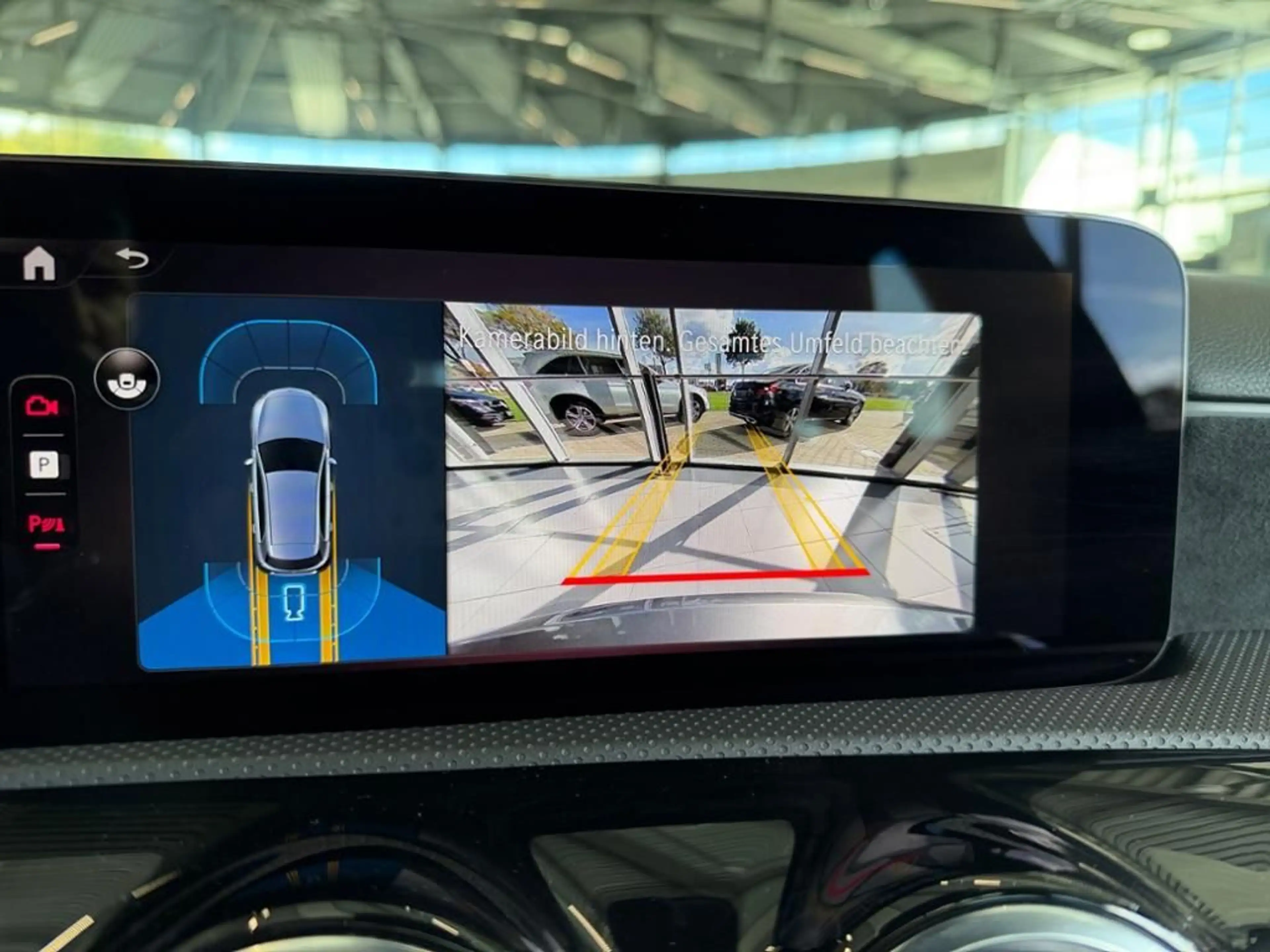 Mercedes-Benz A 200 d AMG, Pano, KEYLESS, CarPlay, Ambienteb. — photo 8