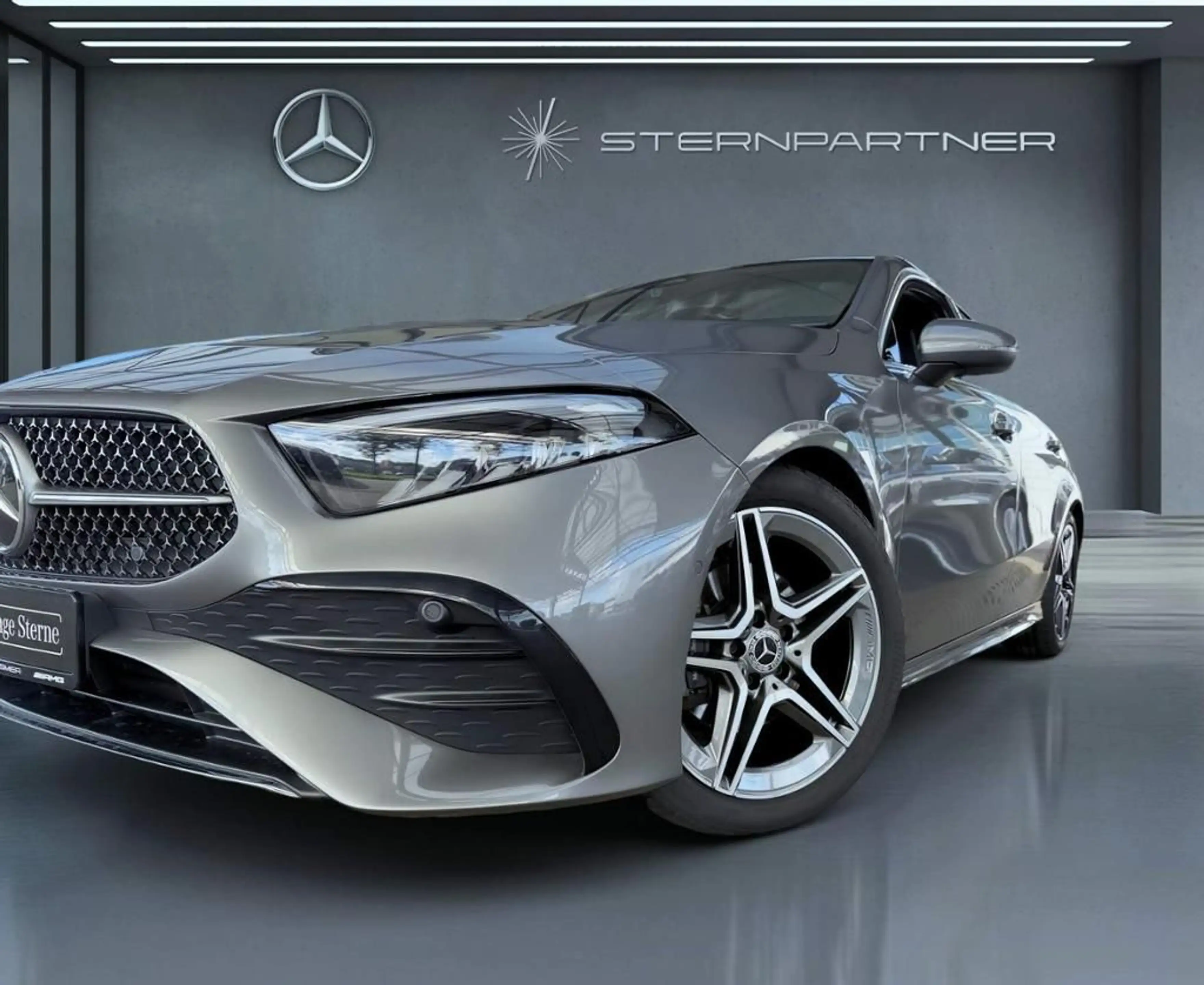 Mercedes-Benz A 200 d AMG, Pano, KEYLESS, CarPlay, Ambienteb. — photo 14