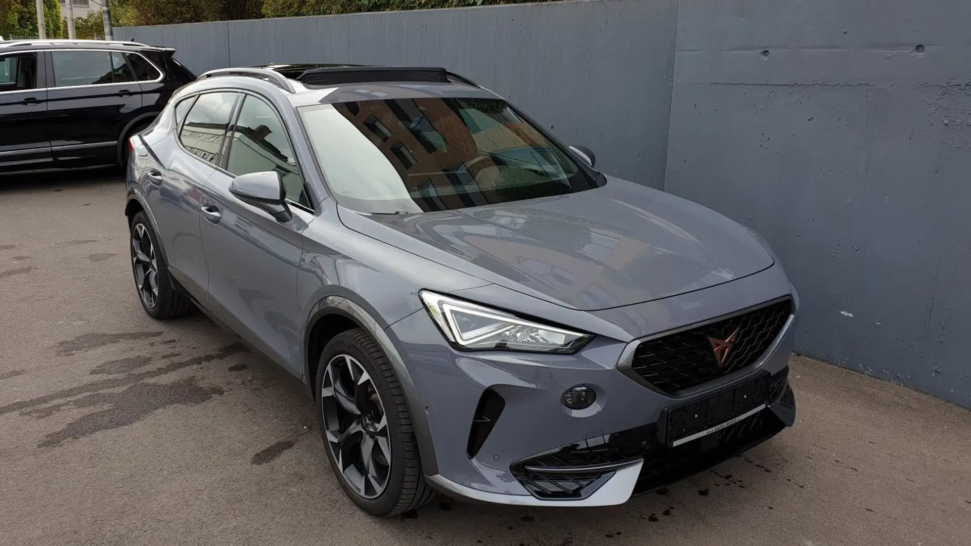 CUPRA Formentor 1.4 e-HYBRID VZ DSG Pano/Leder/SSL/360 Grau - 2