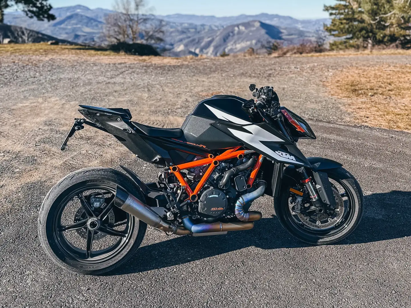KTM 1290 Super Duke R Nero - 1