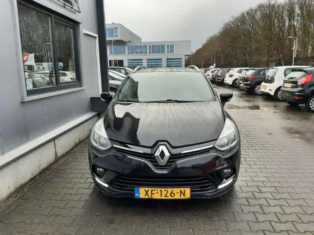 Renault Clio view 3