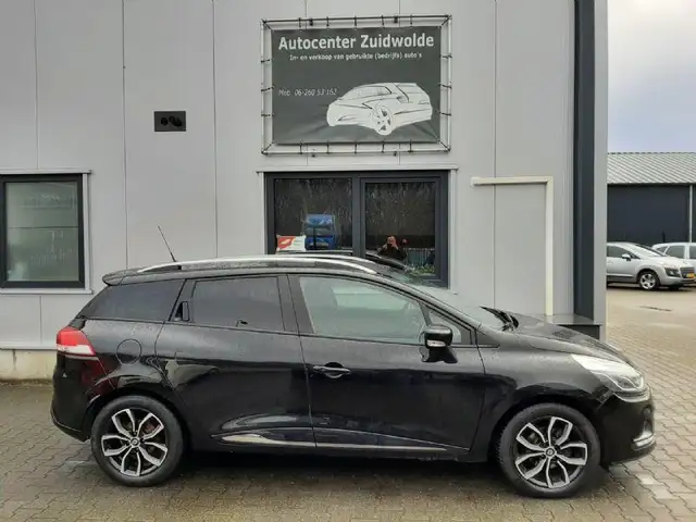 Renault Clio view 4