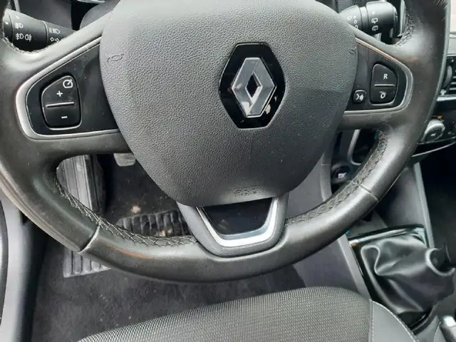 Renault Clio view 13