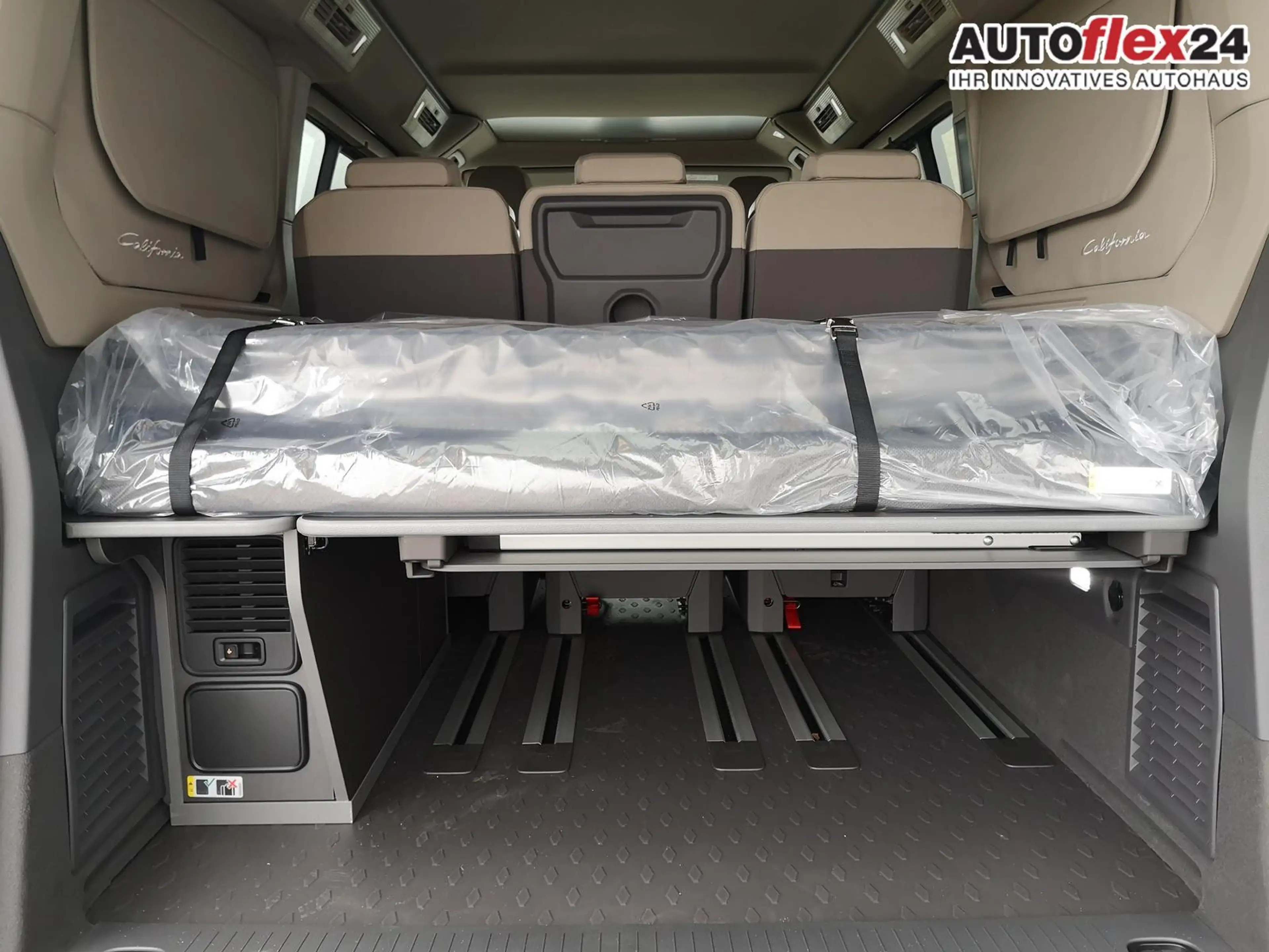 Volkswagen T7 California Beach Tour eHybrid 4MOTION 1.5 TSI Plus ArtVelo... — photo 5