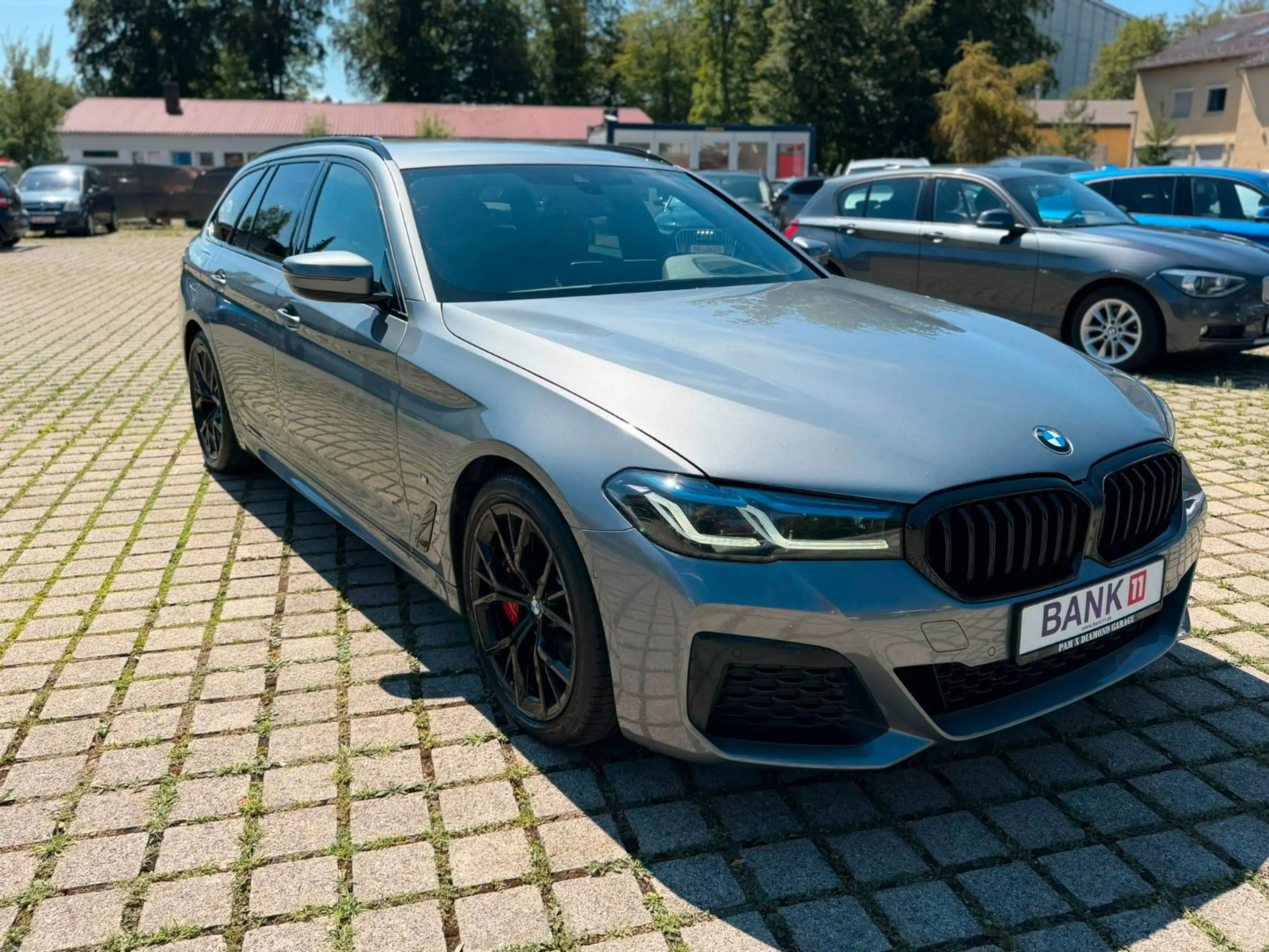 BMW 530 G31 Facelift Touring 530d M Sport M-paket — photo 3