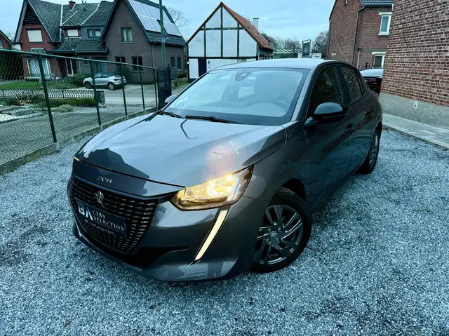Peugeot 208 PureTech 100 EAT8 Allure | Camera | Carplay!