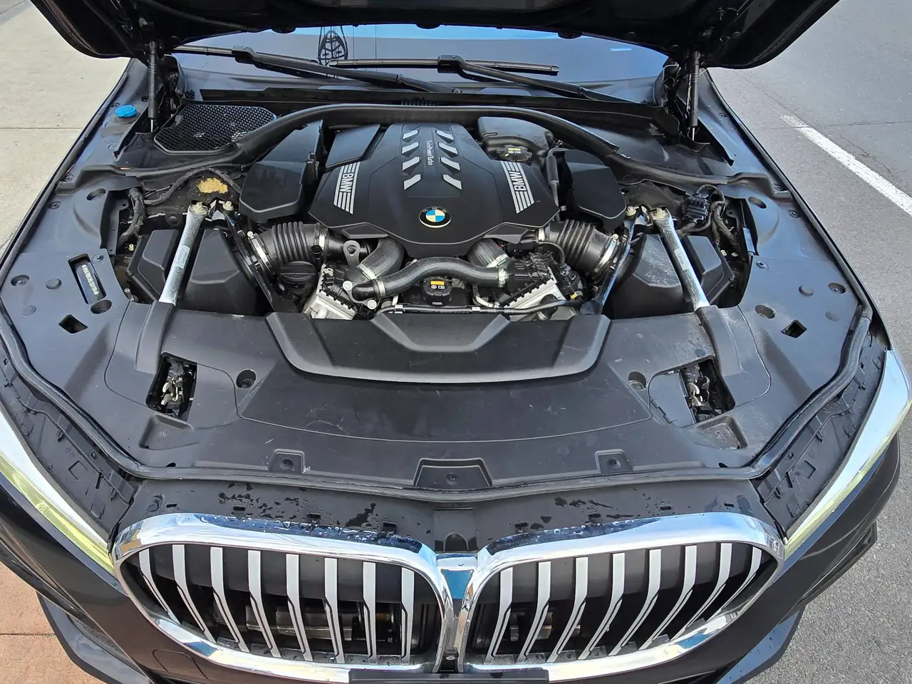BMW 7 Series снимка BMW 7 Series