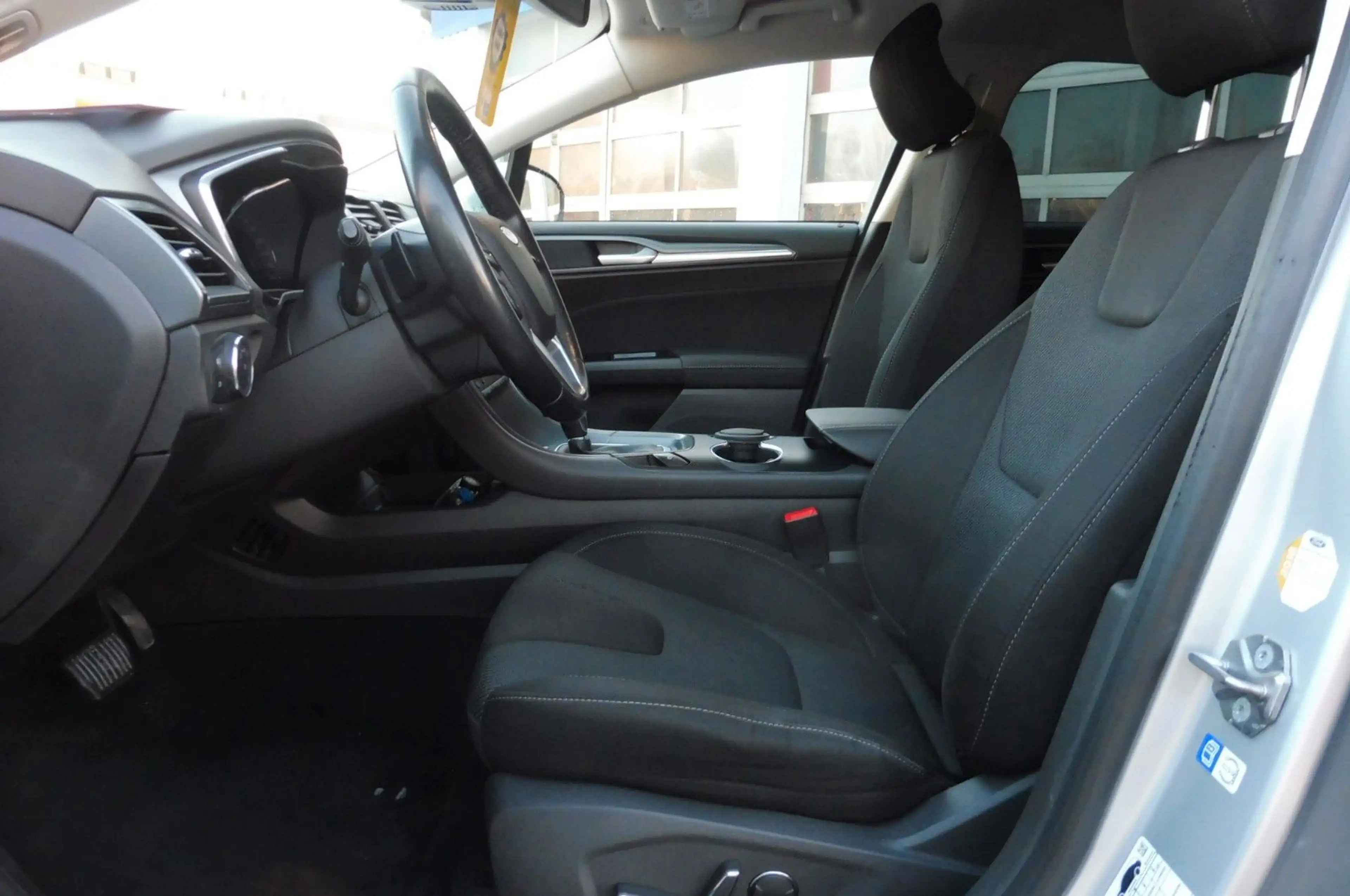 Ford Mondeo Turnier Titanium — photo 7