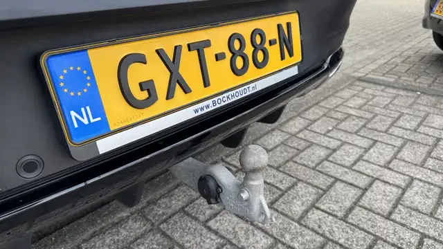 Mercedes-Benz Gle view 12