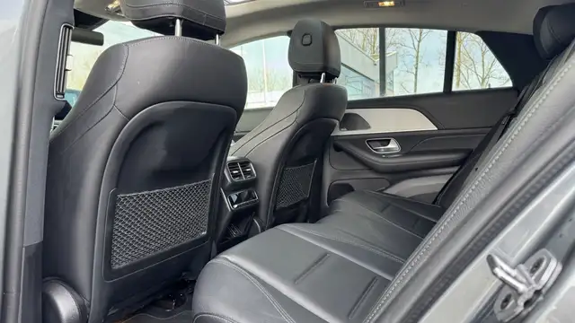Mercedes-Benz Gle view 10