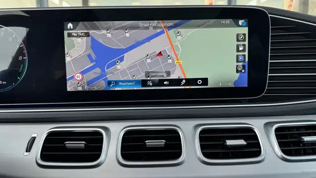 Mercedes-Benz Gle view 17