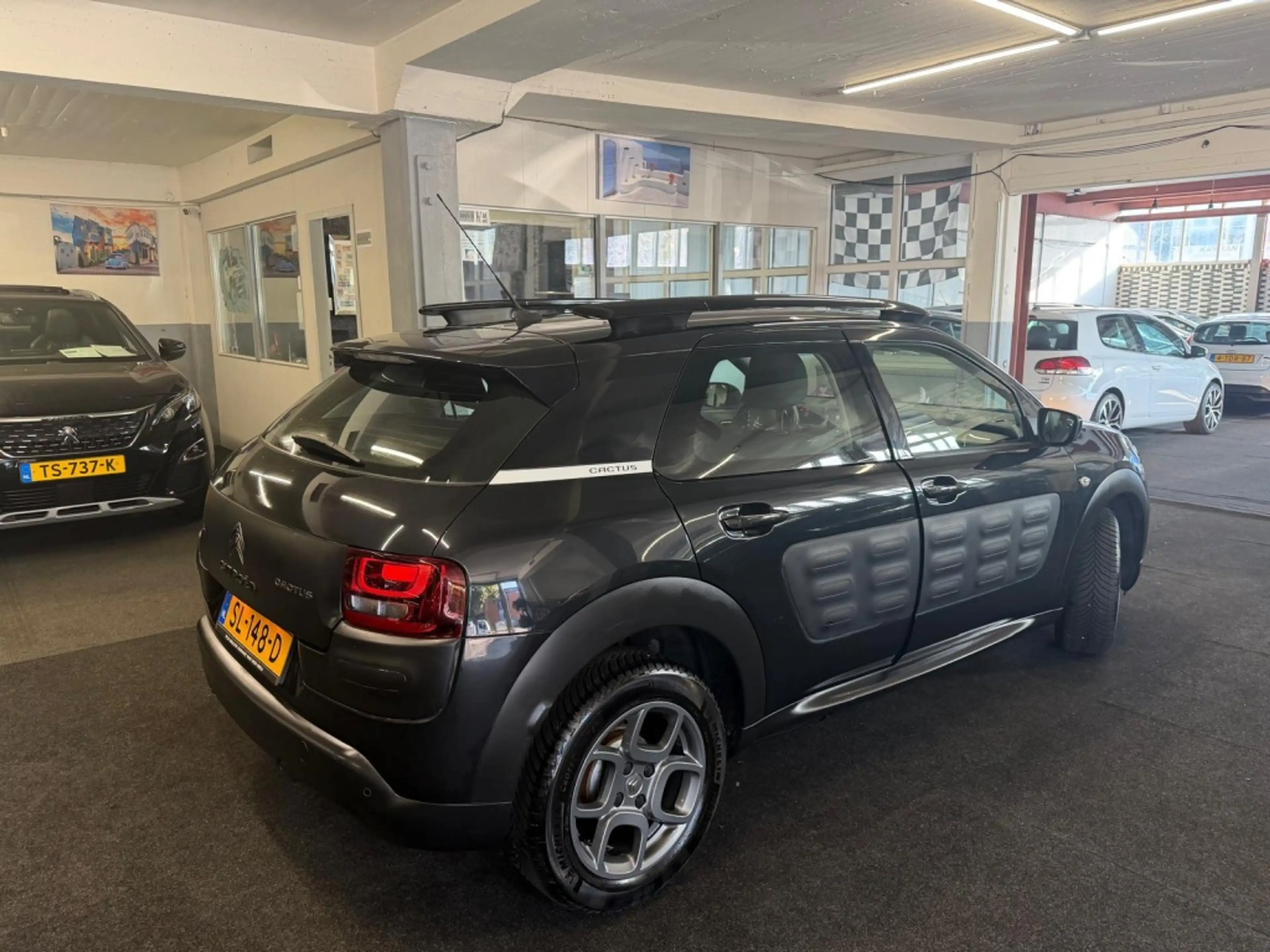 Citroen C4 Cactus 1.2 PureTech Shine*Automaat*Camera*Navi*Velgen — photo 6