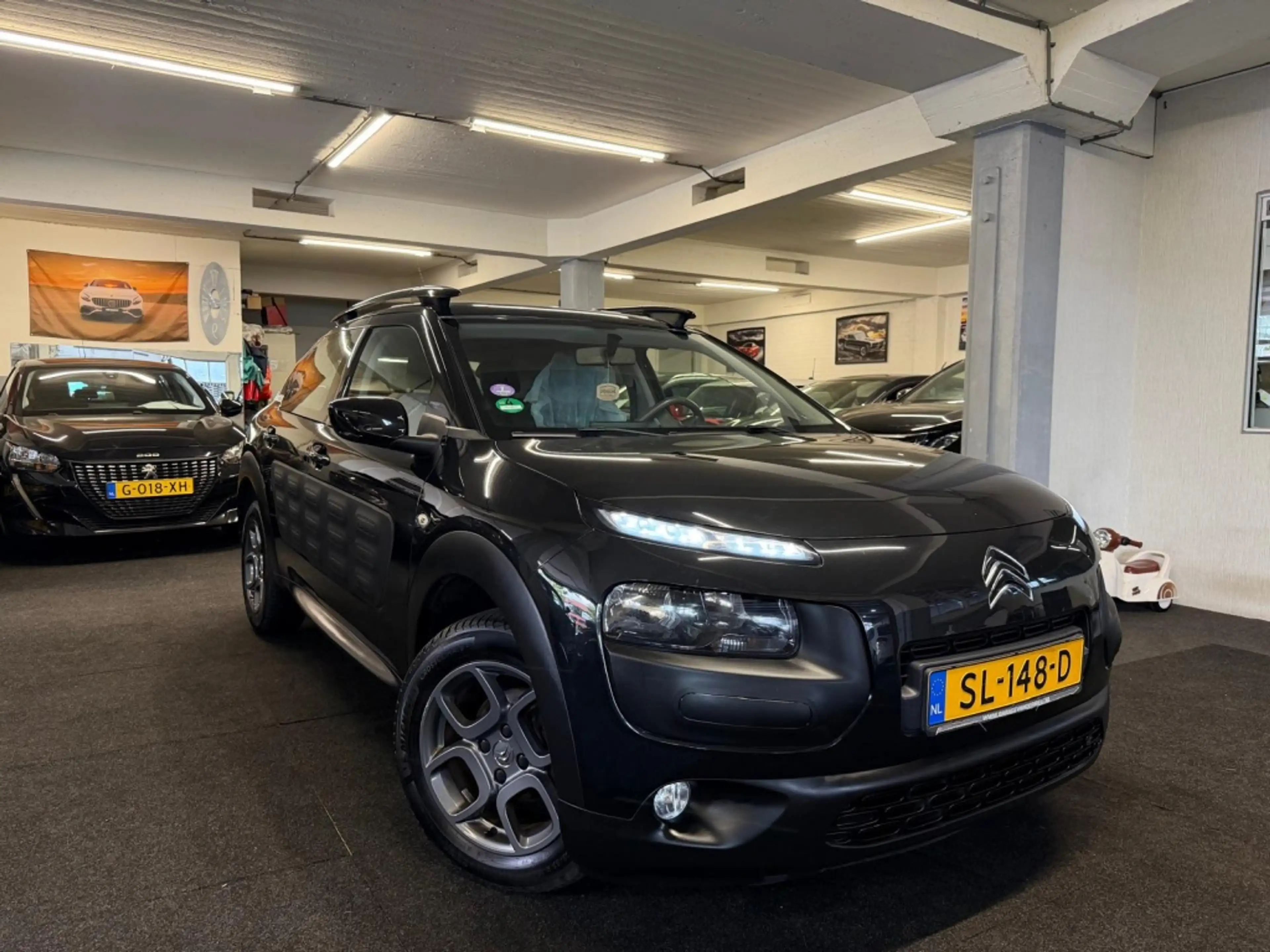 Citroen C4 Cactus 1.2 PureTech Shine*Automaat*Camera*Navi*Velgen — photo 2