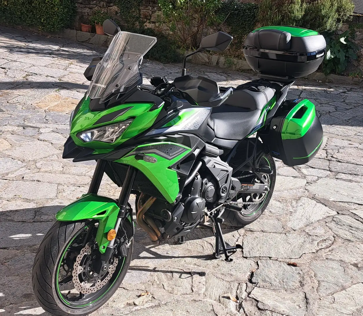 Kawasaki Versys 650 Verde - 1