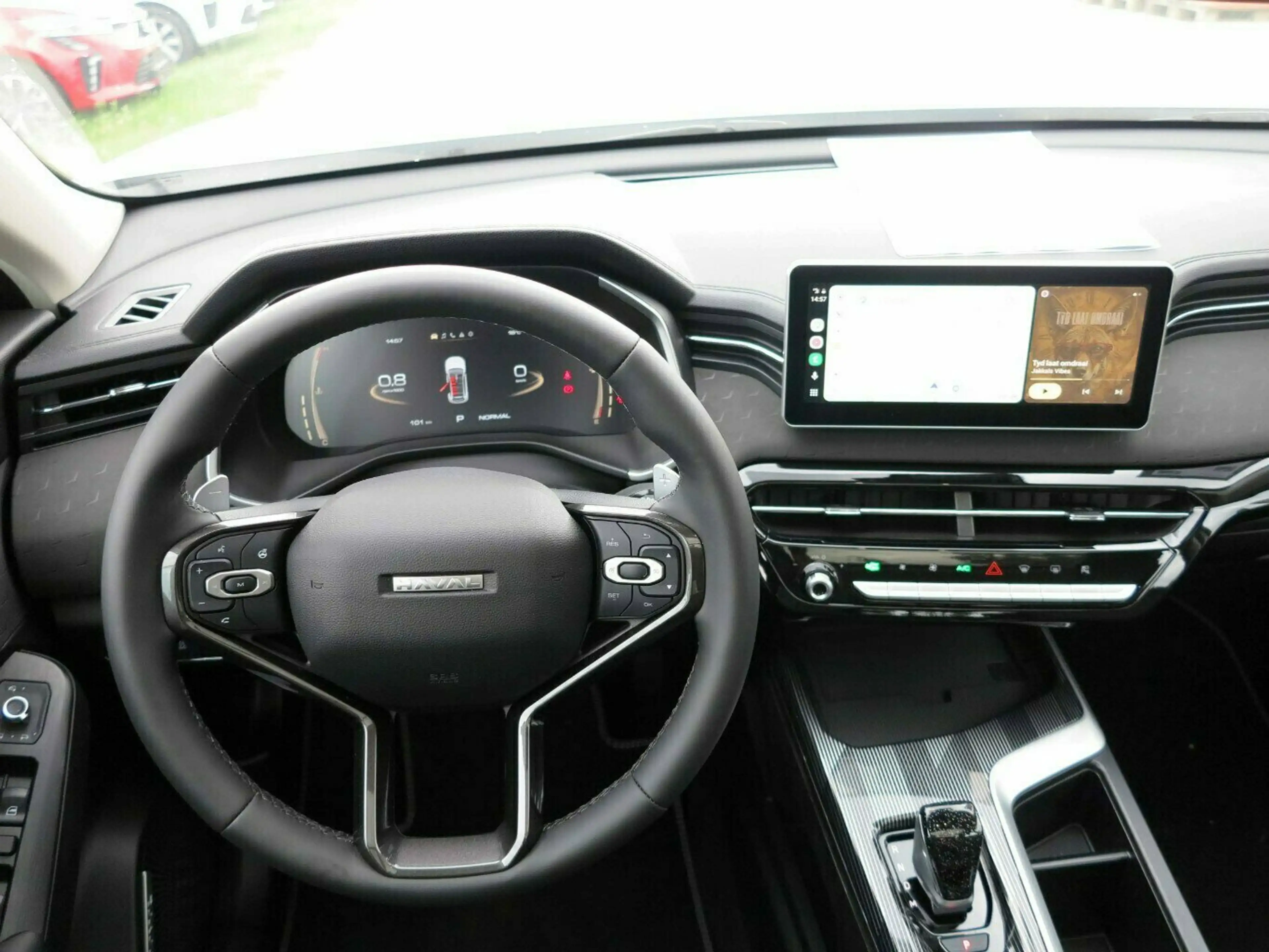 GWM HAVAL Jolion Pro Premium mit 18" SR + WR Satz 17" — photo 13