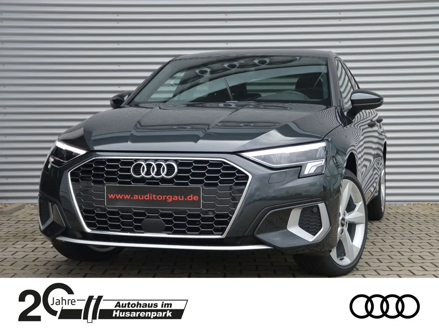Audi A3 Sportback 35 TDI advanced S tronic, ++LED+NAV Grau - 1