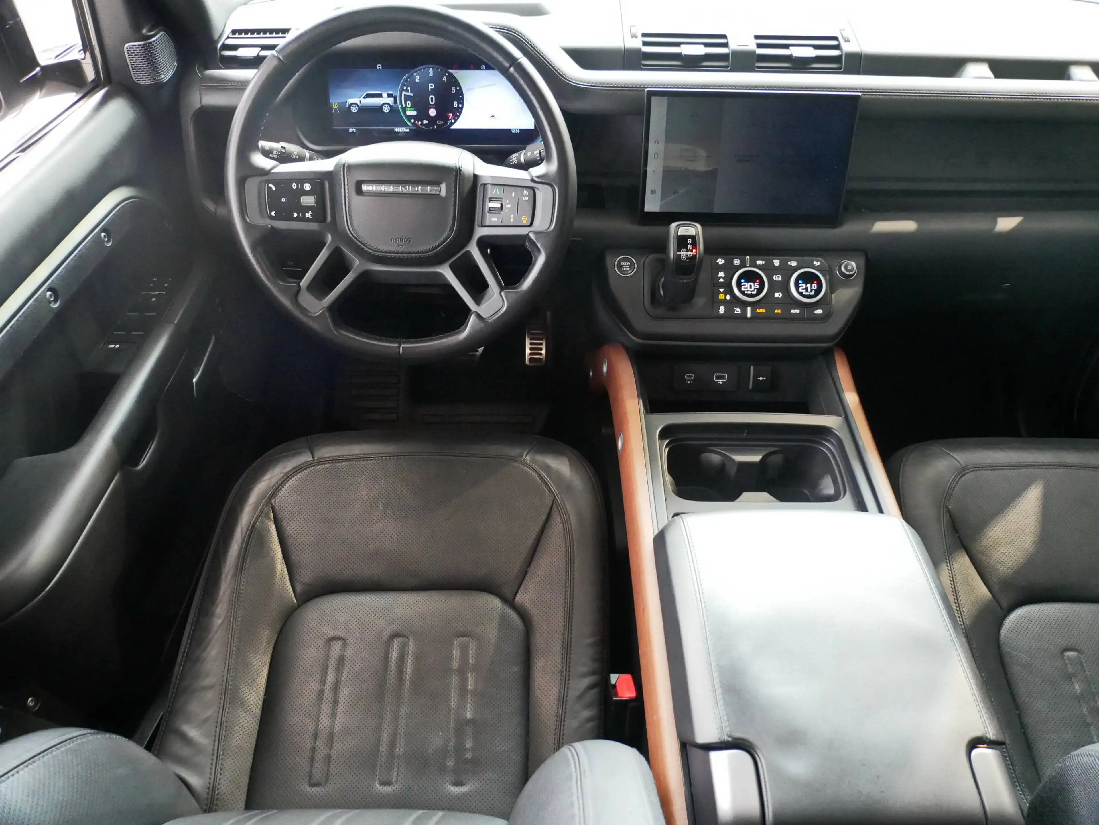Land Rover Defender X 110 P400e X Pano/Matt/AHK/ACC/22/Dynamic — photo 9