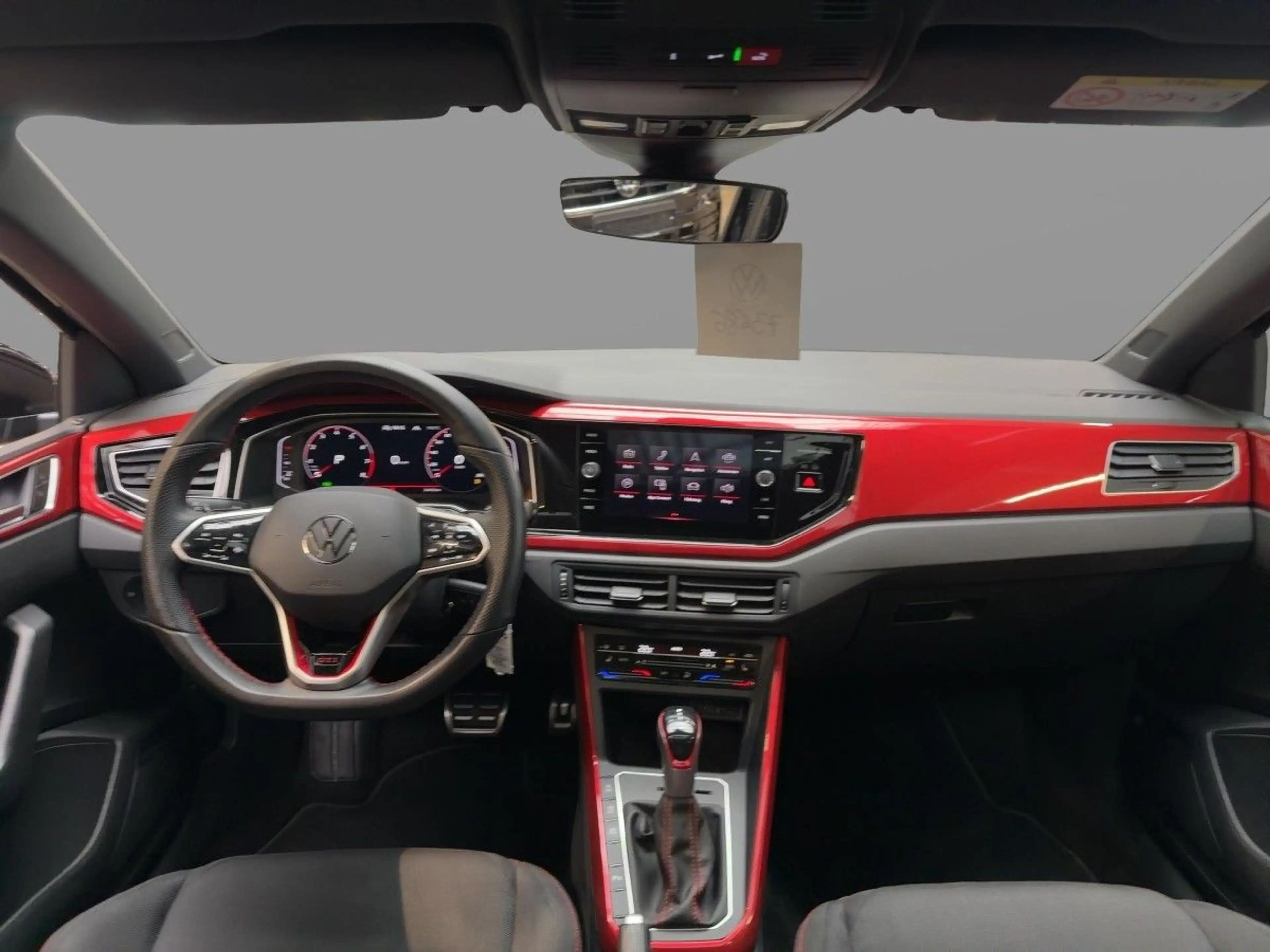 Volkswagen Polo GTI 2.0 TSI DSG App-Connect Pano LED Klima — photo 8