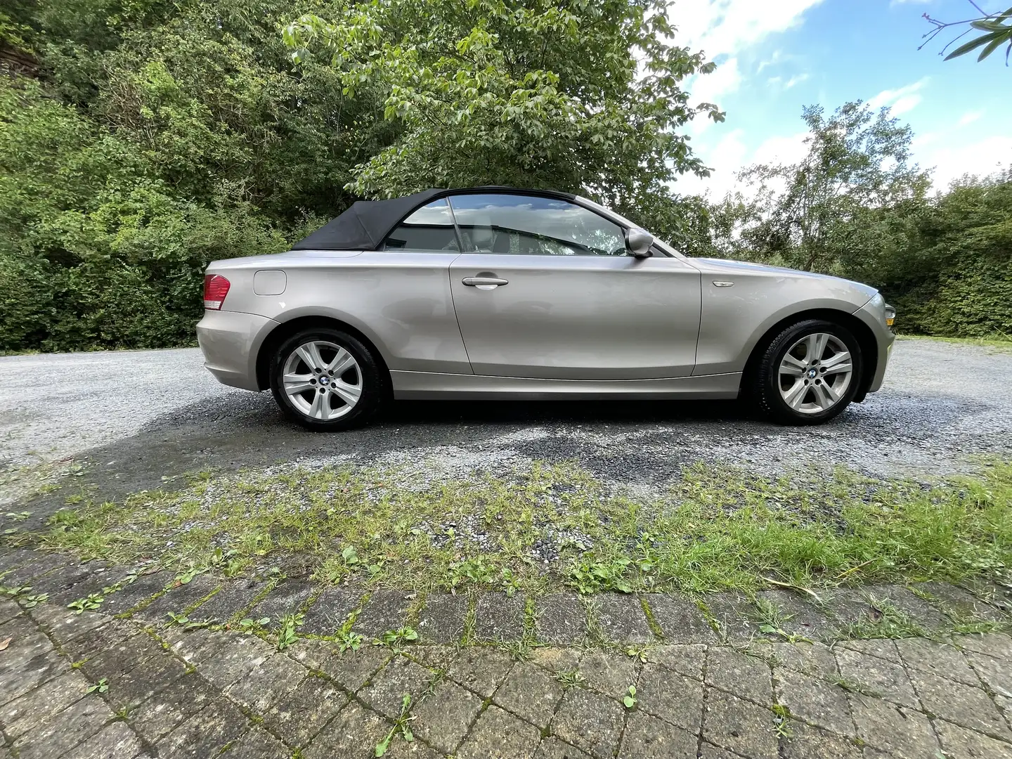 BMW 120 120d Cabrio Aut. - Motor neu gemacht* - 1