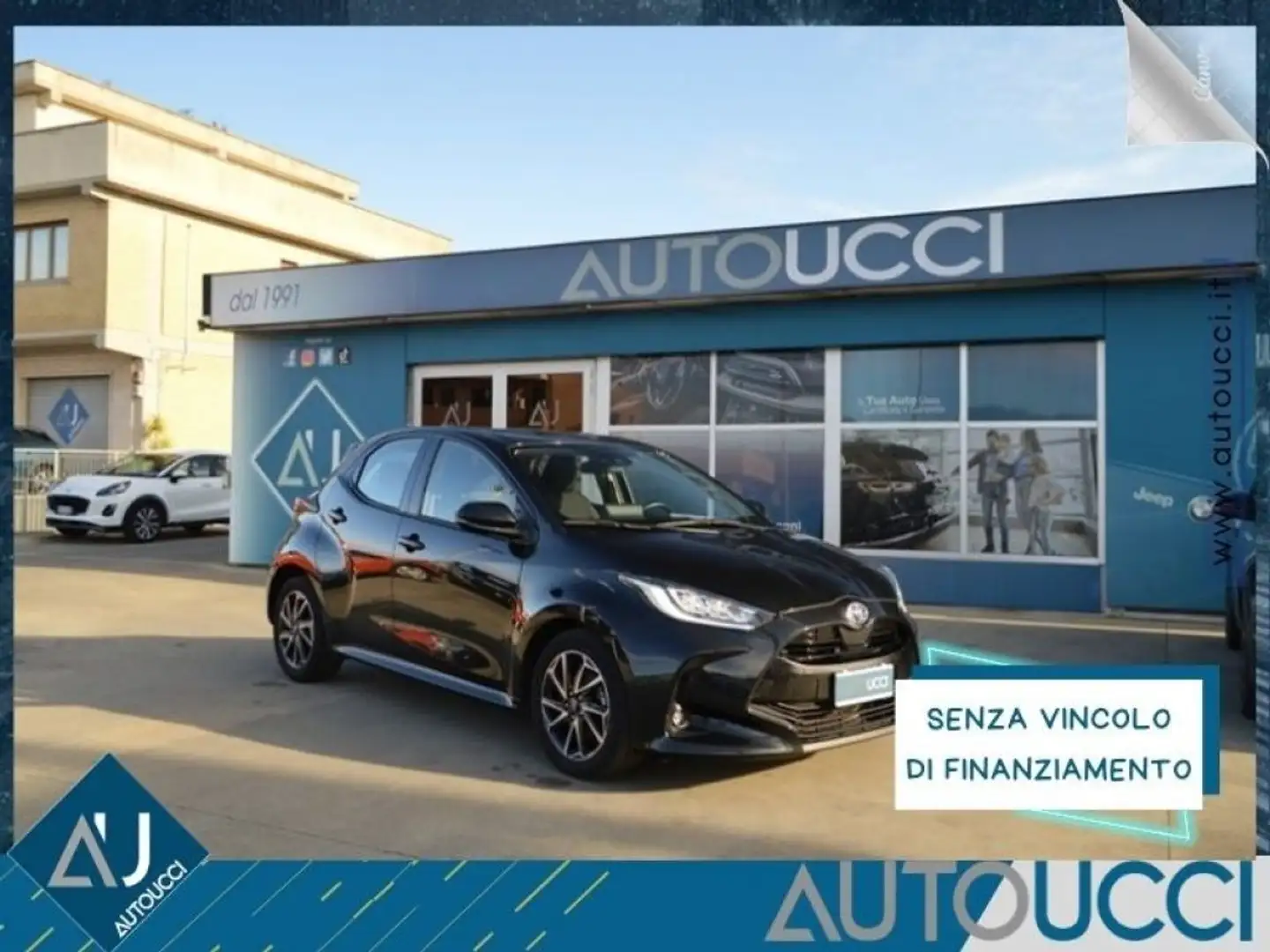 Toyota Yaris 1.0 5 porte Trend Nero - 1