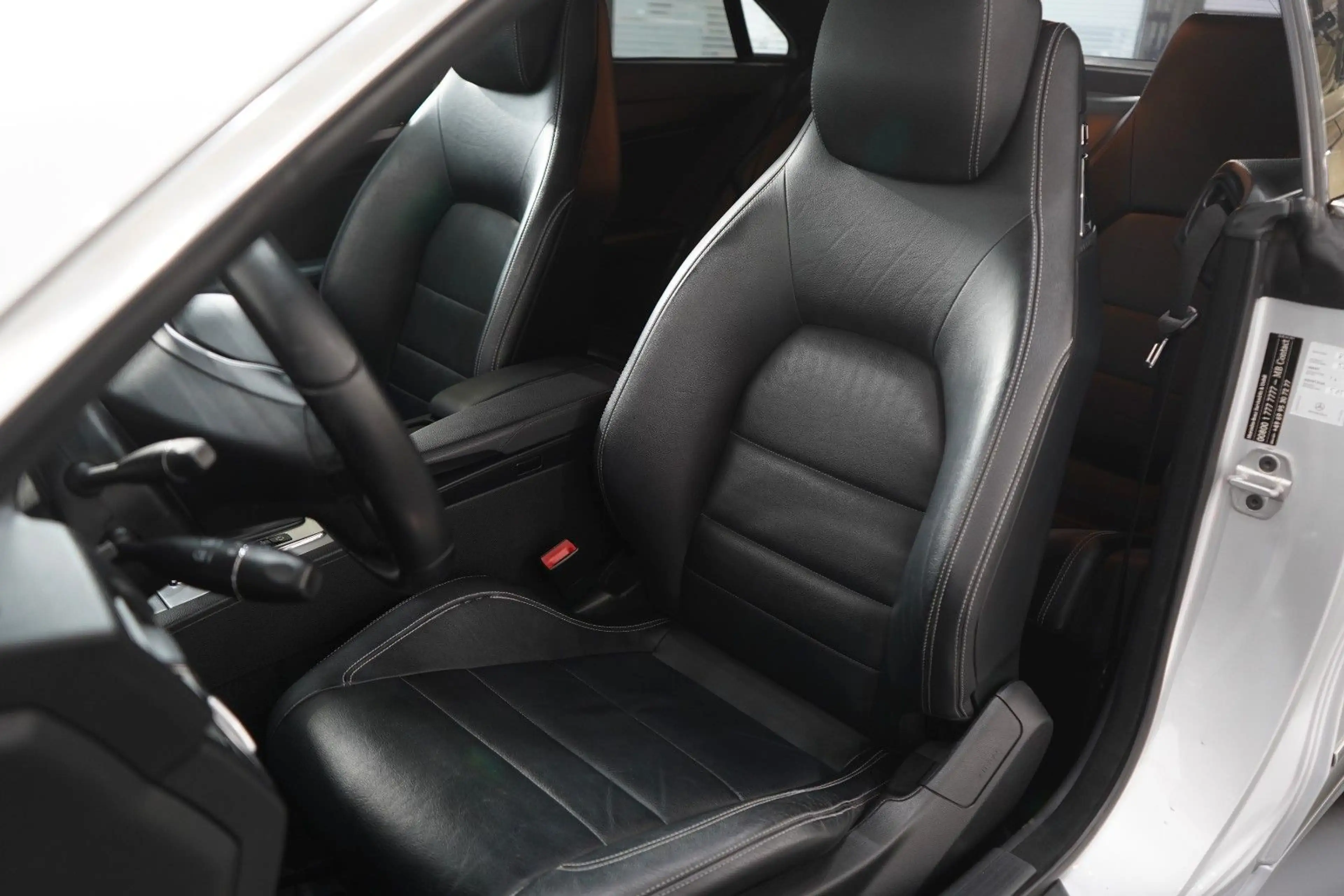 Mercedes-Benz E 250 CGI Coupe BlueEfficiency*Navi*18 Z.*DVD-W. — photo 13