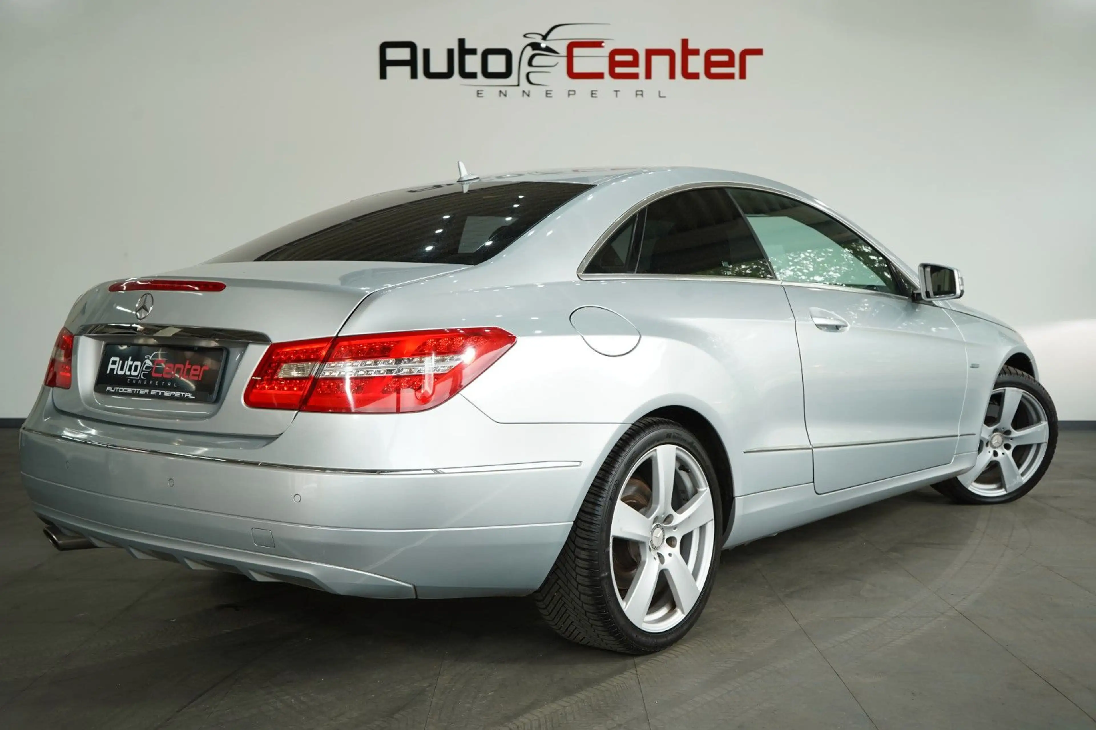Mercedes-Benz E 250 CGI Coupe BlueEfficiency*Navi*18 Z.*DVD-W. — photo 5