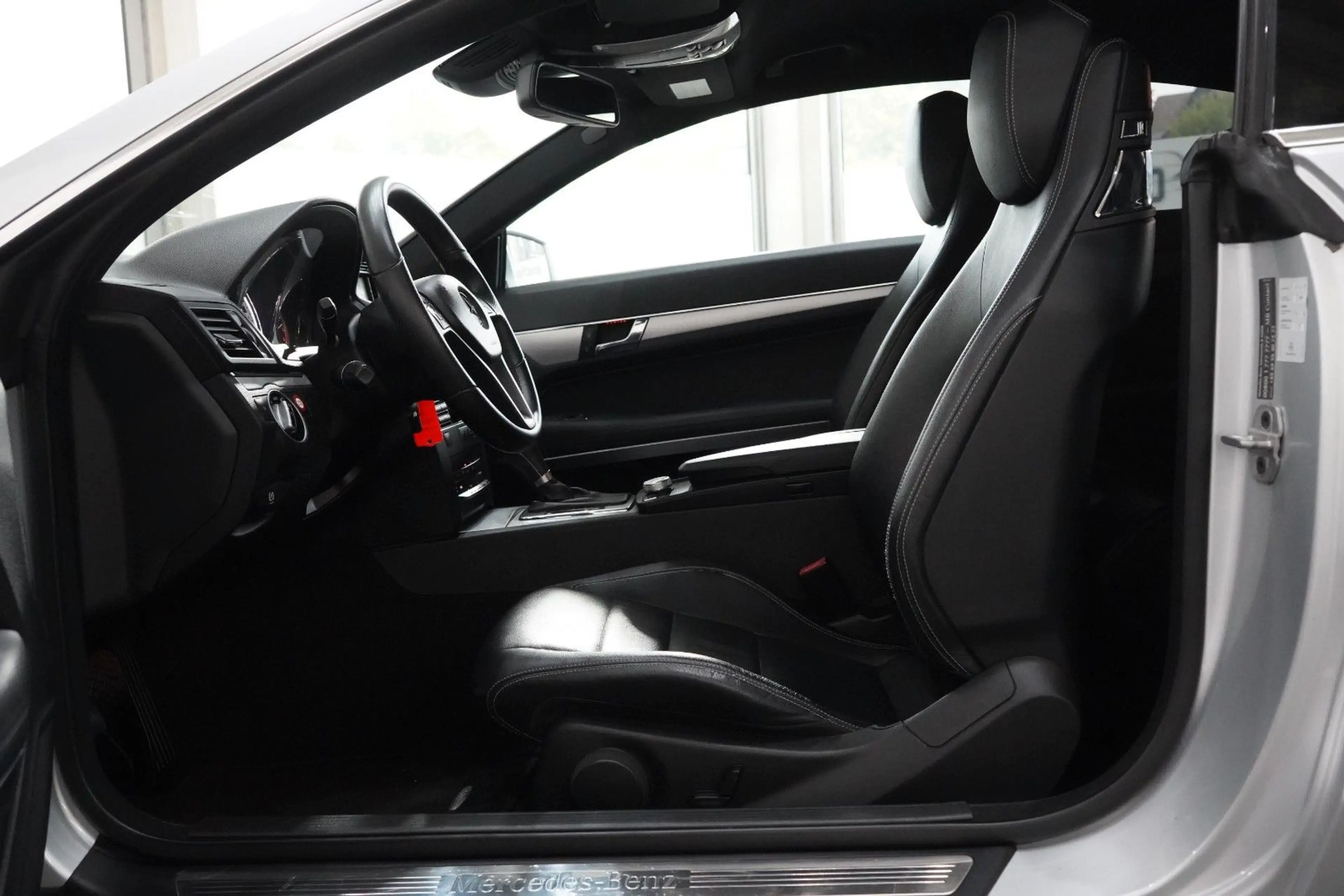 Mercedes-Benz E 250 CGI Coupe BlueEfficiency*Navi*18 Z.*DVD-W. — photo 12