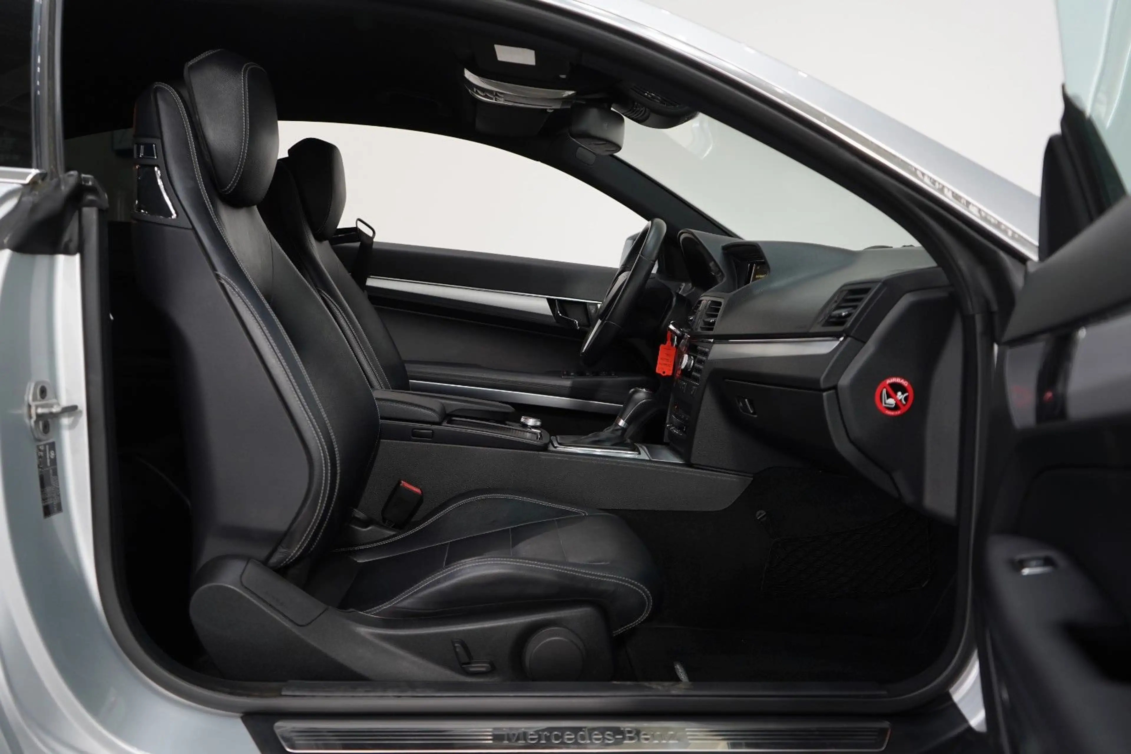 Mercedes-Benz E 250 CGI Coupe BlueEfficiency*Navi*18 Z.*DVD-W. — photo 14