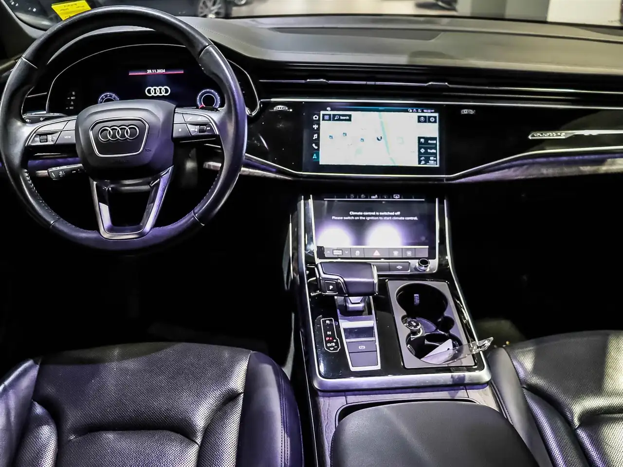 Audi Q7 снимка Audi Q7