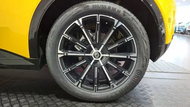 Renault R 5 view 5