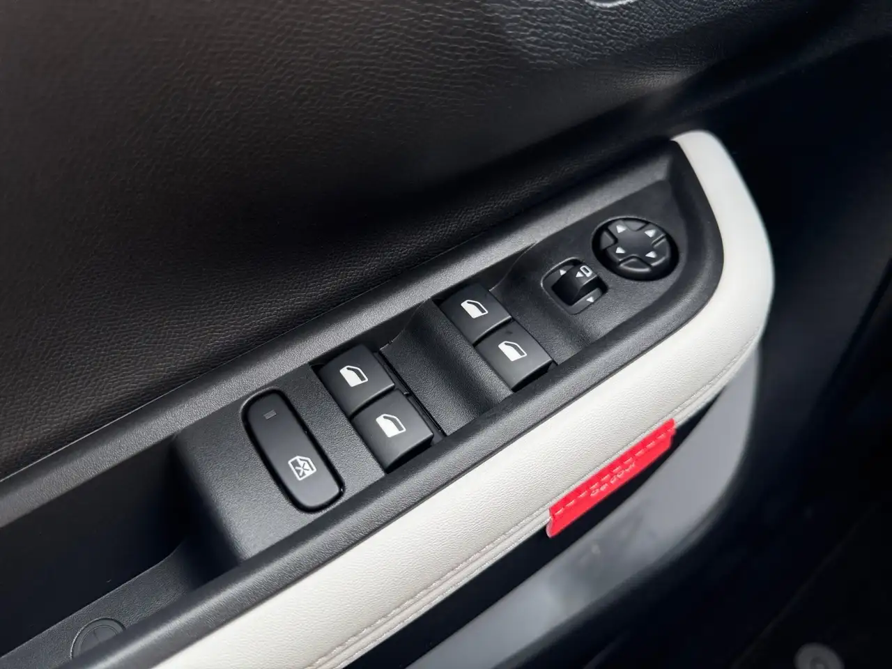 Citroen C3 Aircross Hybrid 145 CV e-DCS6 Max 16