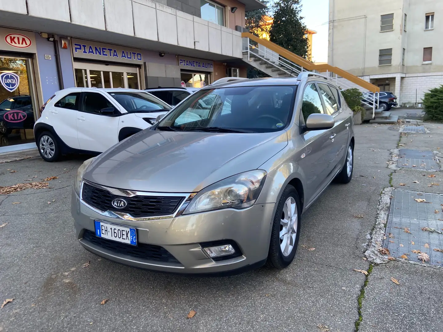 Kia Ceed / cee'd CEED LX STATION 1.6 CRDI 90cv - IMM. 03/2012 - 2