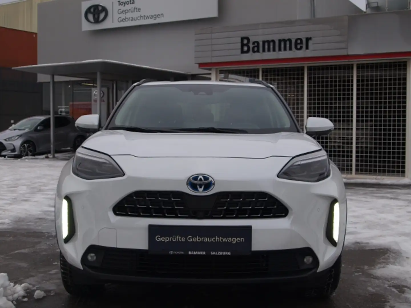 Toyota Yaris Cross Yaris Cross 1,5 l Hybrid Elegant Weiß - 2