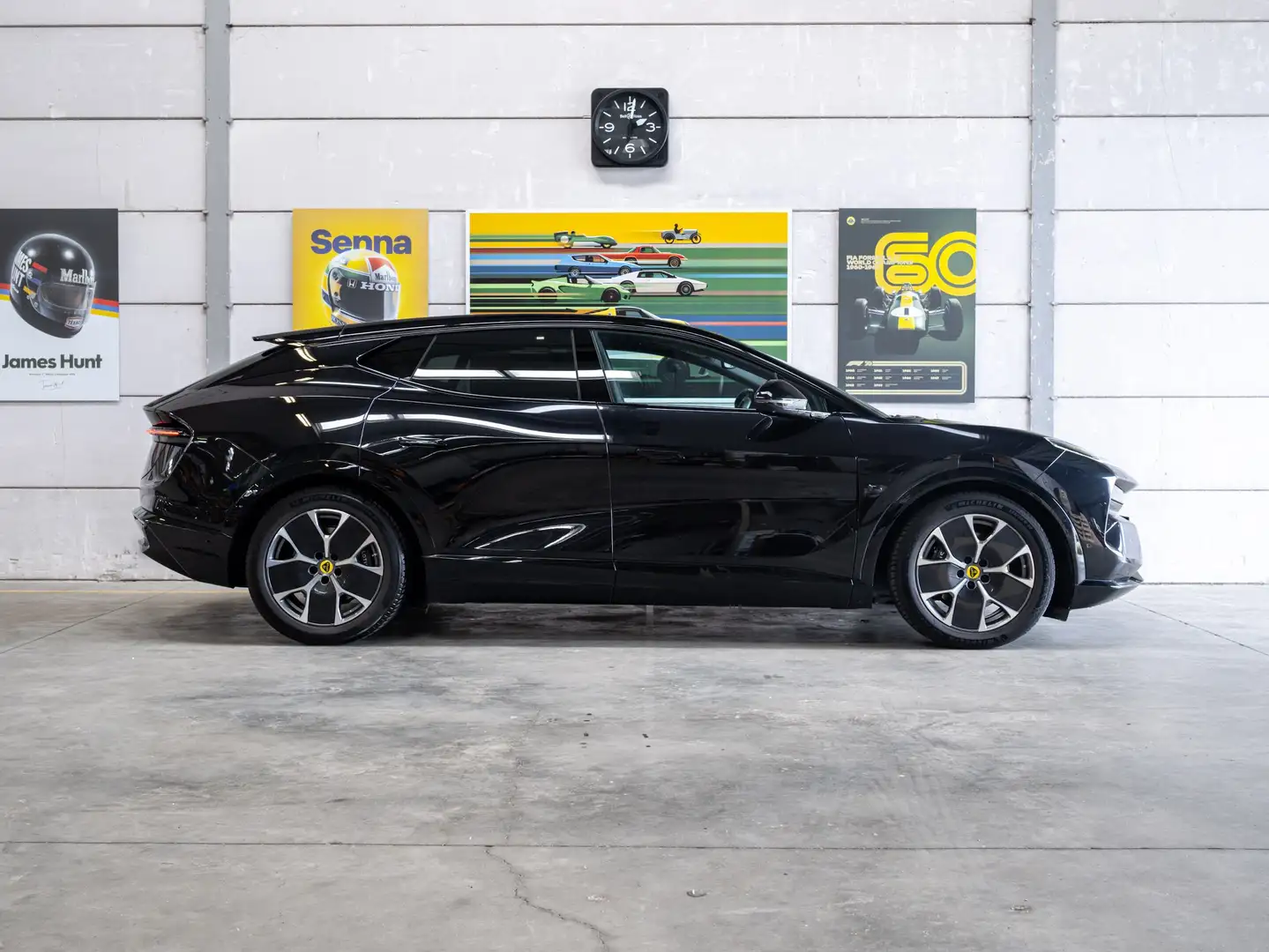 Lotus Eletre 110 kWh 4WD EDS 450 kW - Eletre BASE demo Negro - 1