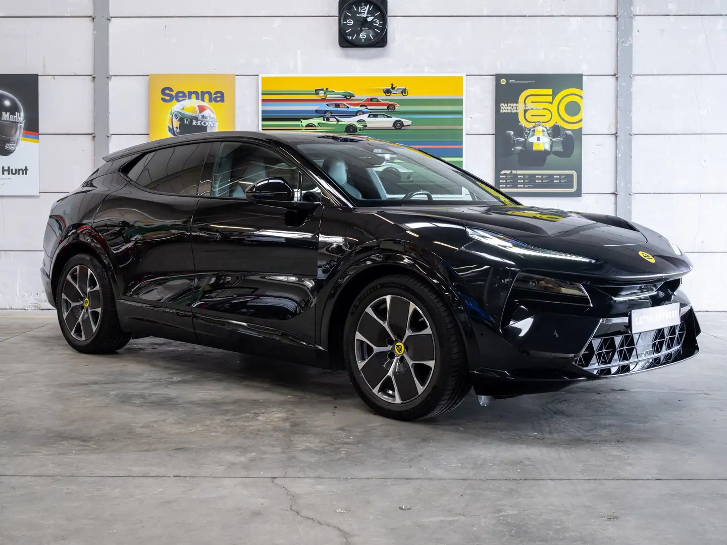 Lotus Eletre 110 kWh 4WD EDS 450 kW - Eletre BASE demo Negro - 2