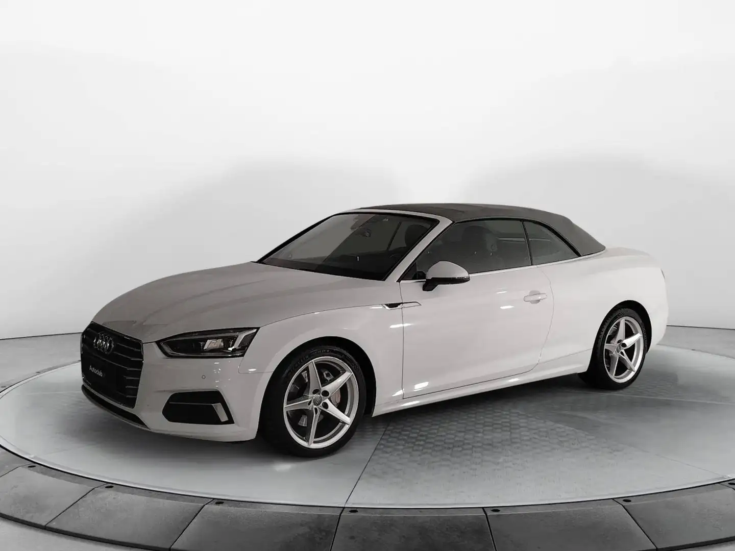 Audi A5 Cabrio 40 2.0 tdi Business Sport 190cv Bianco - 1
