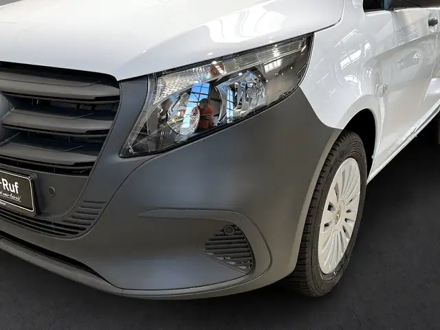 Mercedes-Benz Vito view 15