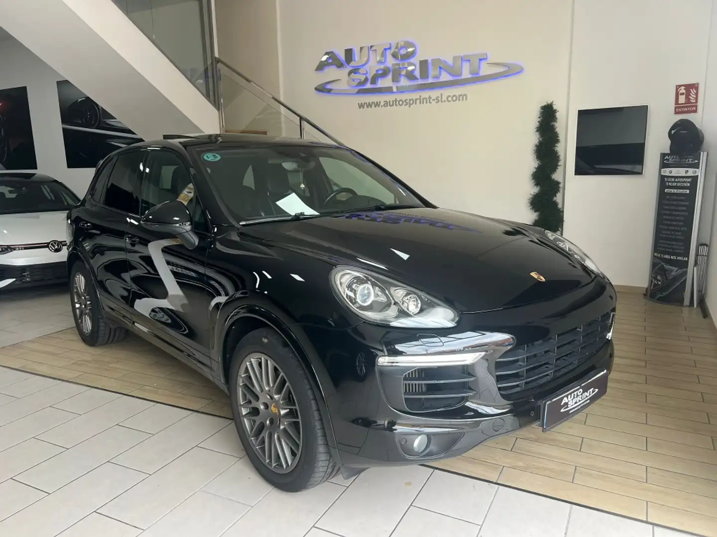 Porsche Cayenne Diesel Platinum Edition Aut. Schwarz - 1