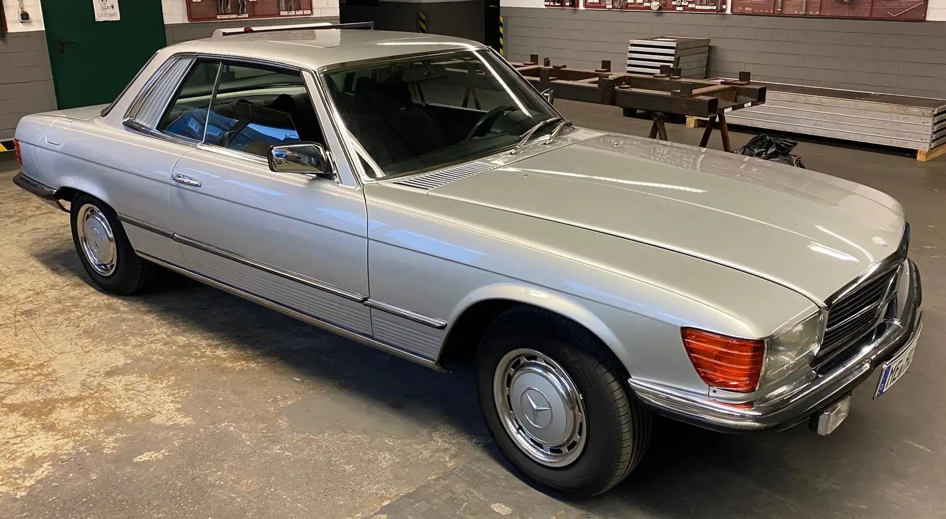 Mercedes-Benz SLC 350 Oldtimer Silber - 2